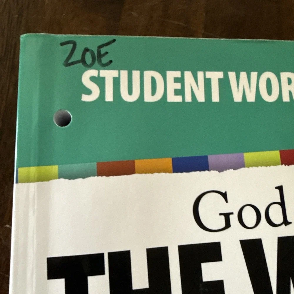 God‎ Made the World Student Workbook - paperback Kevin Swanson|Shari McMinn